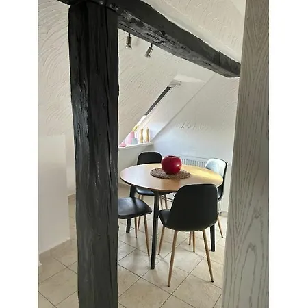 With 2 Bedrooms Neu Schloen